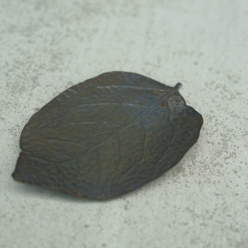 LEAF PLATE　BRASS SOLID / ALUMINIUM / RUST